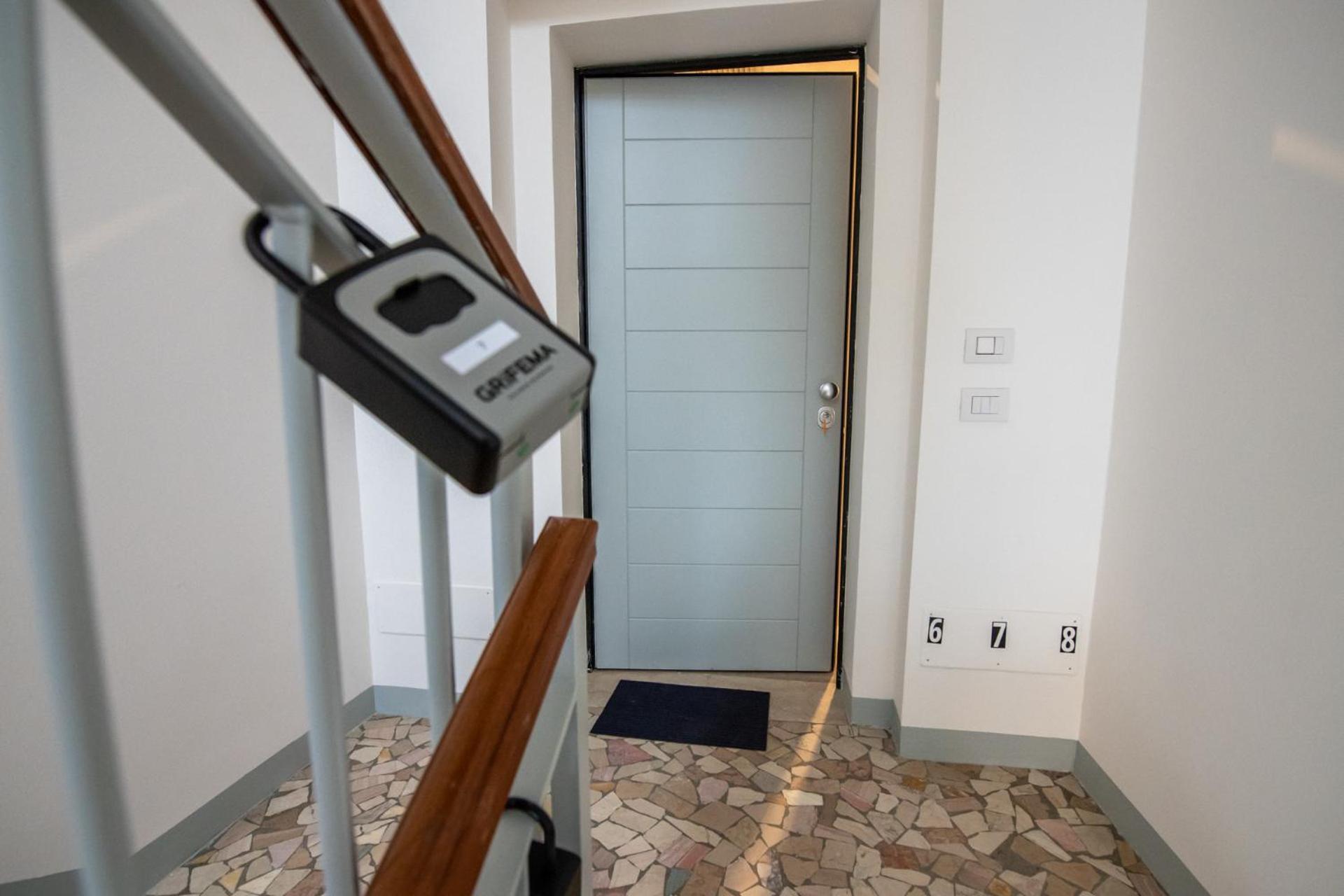 350 M Da Ospedale Maggiore L Parcheggio Prive L Rooms Parma Exterior foto