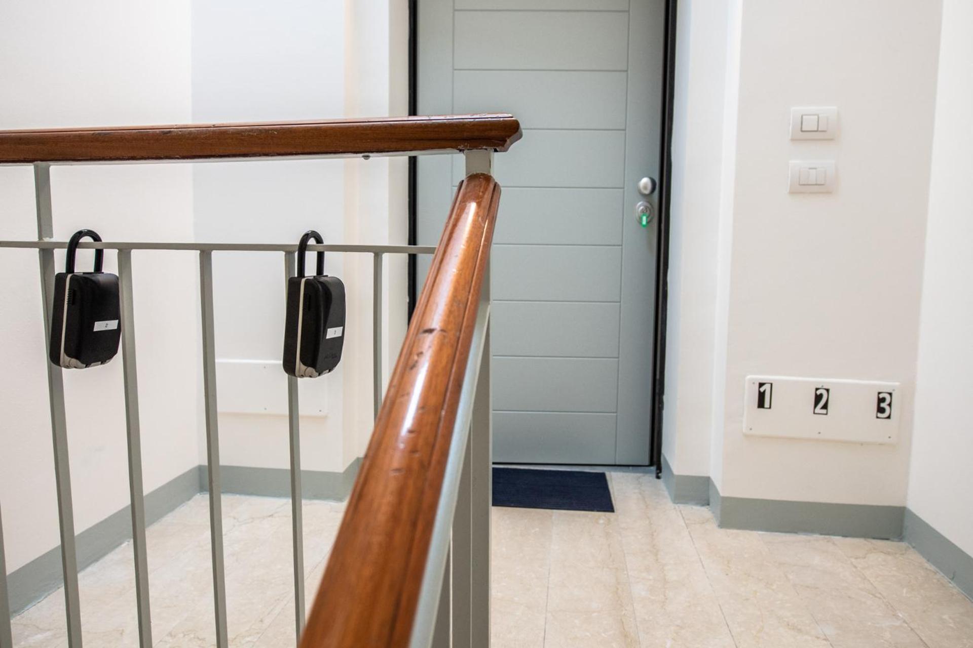 350 M Da Ospedale Maggiore L Parcheggio Prive L Rooms Parma Exterior foto